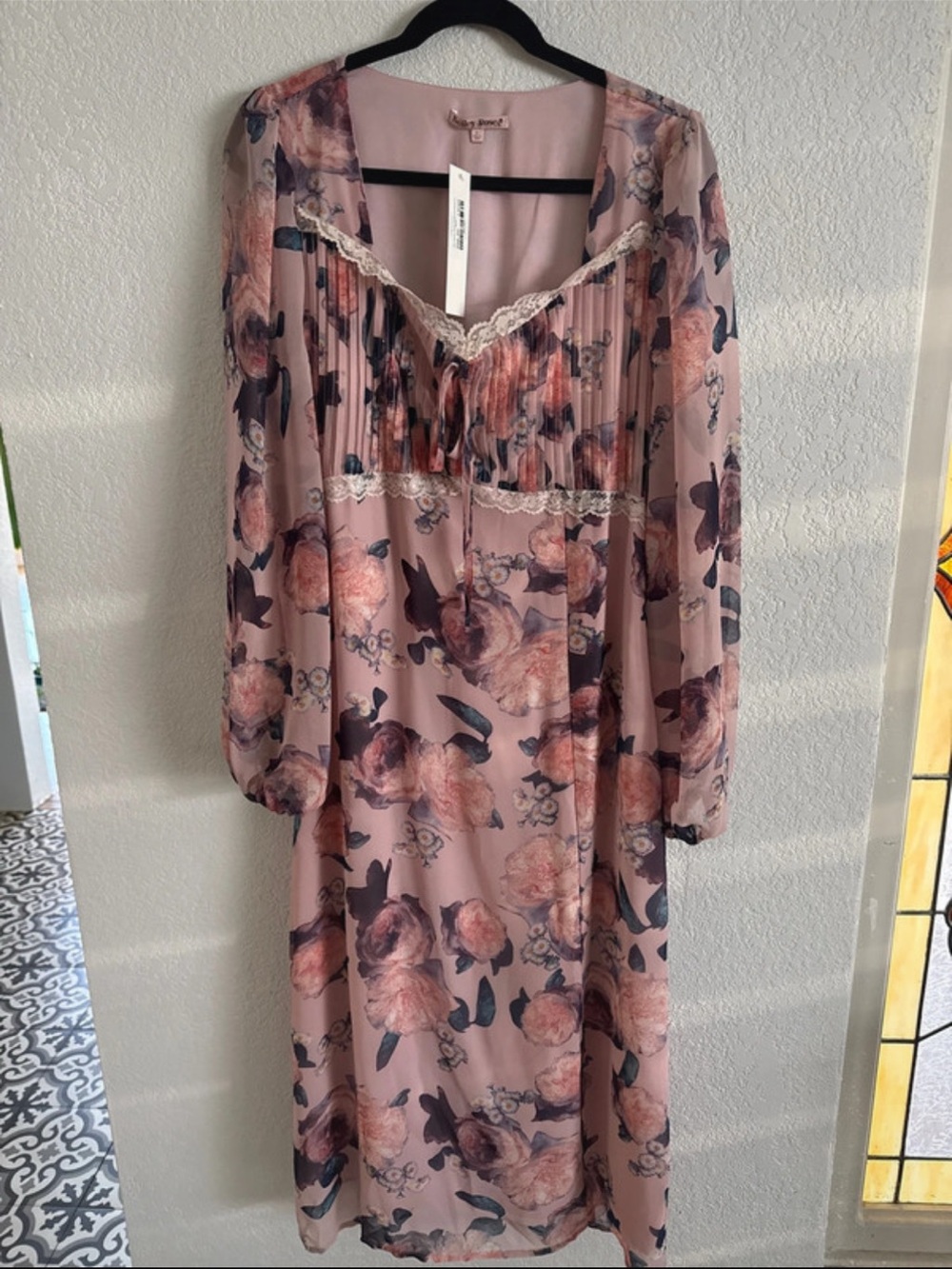Floral Lace-Trim Long Sleeve Dress - Pink